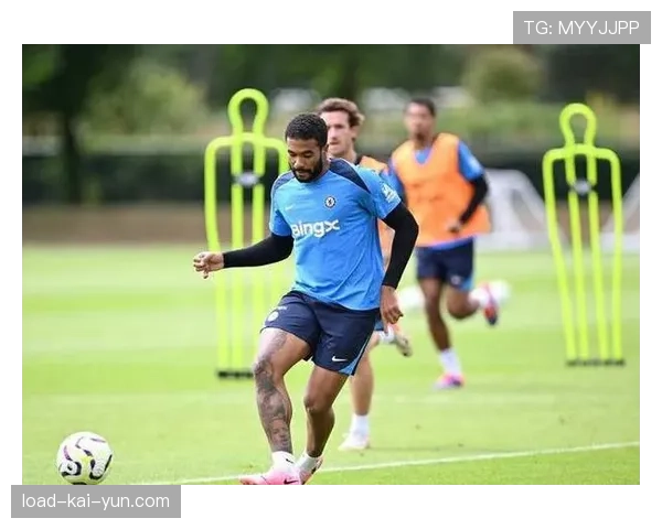 官方：切尔西与队长里斯·詹姆斯续约五年